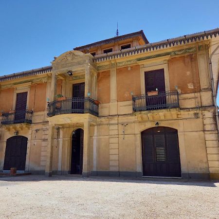 Casolare Del Toscano Country Rooms Caltagirone Exteriör bild