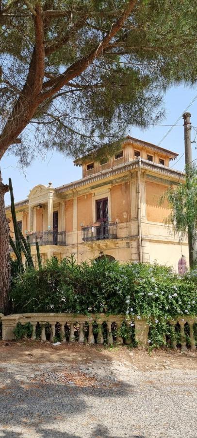 Casolare Del Toscano Country Rooms Caltagirone Exteriör bild