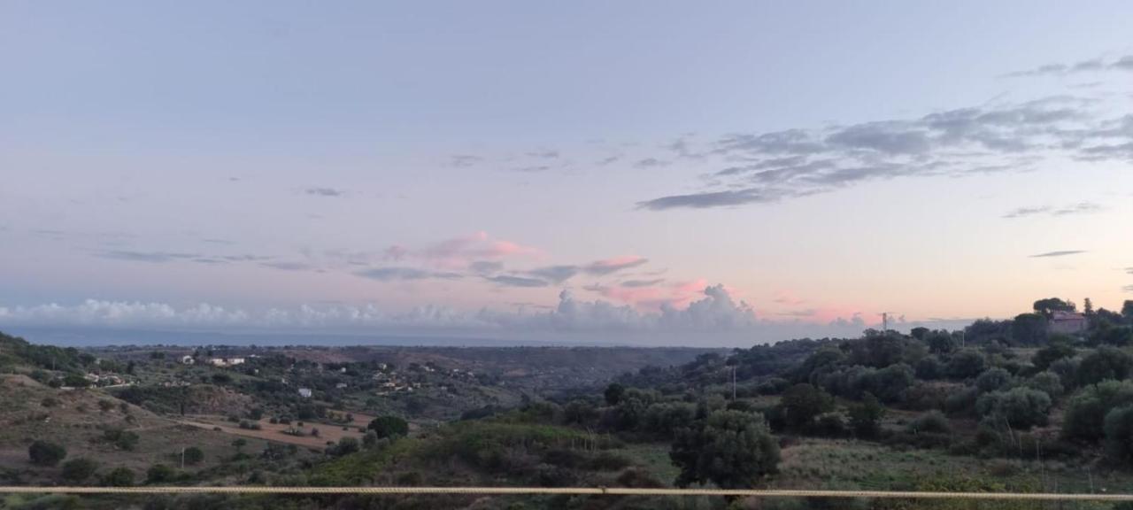 Casolare Del Toscano Country Rooms Caltagirone Exteriör bild
